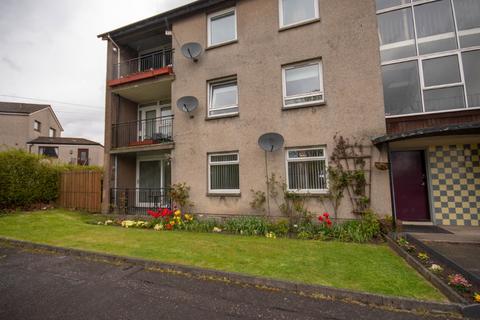2 bedroom flat to rent, Cocklaw Street, Kelty, KY4