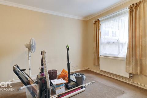 118 Barnstock, Bretton, Peterborough, PE3 8EL