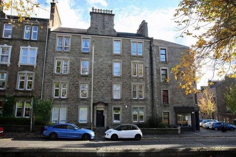 2 bedroom flat to rent, Dundee DD4