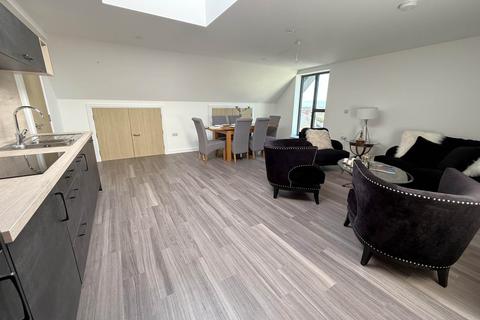 2 bedroom flat for sale, Bowlinger Court, Tower Street