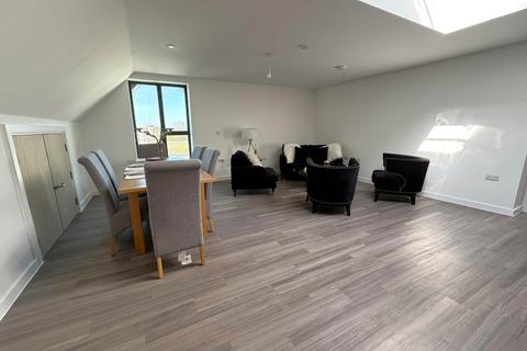 2 bedroom flat for sale, Bowlinger Court, Tower Street