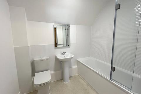 2 bedroom apartment for sale, Lymington Road, Highcliffe, Christchurch, Dorset, BH23