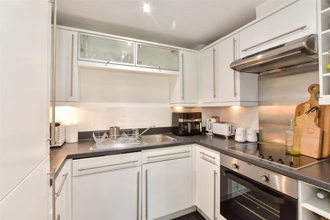 2 bedroom flat for sale, Stafford Avenue, Hornchurch, Essex