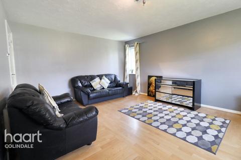 2 bedroom flat for sale, Chequers Close, NW9