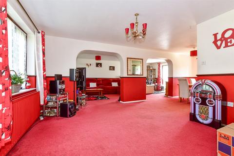 4 bedroom semi-detached house for sale, Latimer Close, Greenhill, Herne Bay, Kent