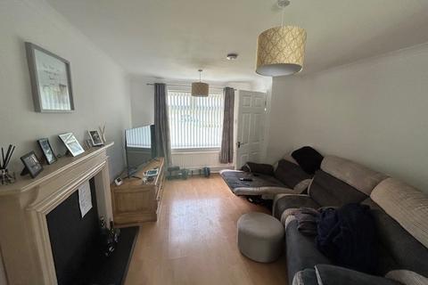 2 bedroom terraced house to rent, Endyke Lane, Cottingham