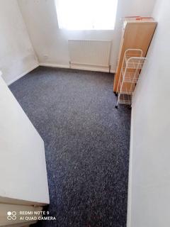 1 bedroom flat to rent, Whernside Close, London SE28