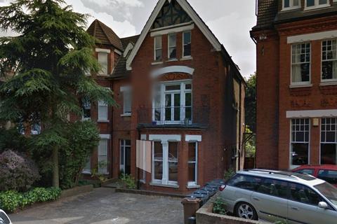 1 bedroom flat to rent, Mowbray Road, London SE19