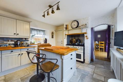 3 bedroom cottage to rent, Bridgwater Road, Bleadon BS24