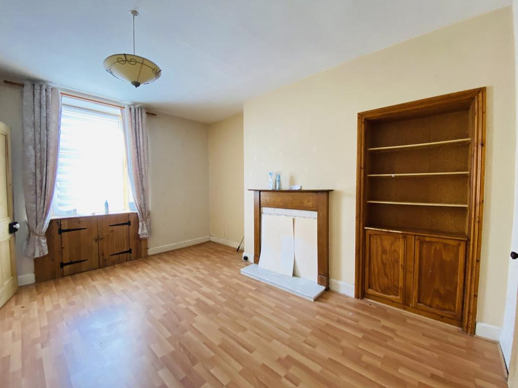 119 Lockerbie Road, Dumfries, DG1 3 BN - Braidwoods