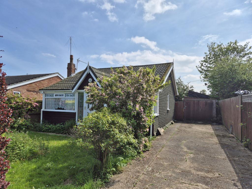 2 Bedroom Detached Bungalow   For Sale by Auction