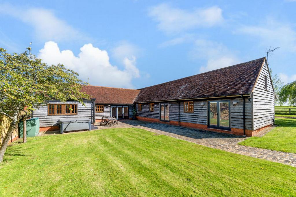 Casemore Farm Preston Bissett... 4 bed country house for sale £900,000
