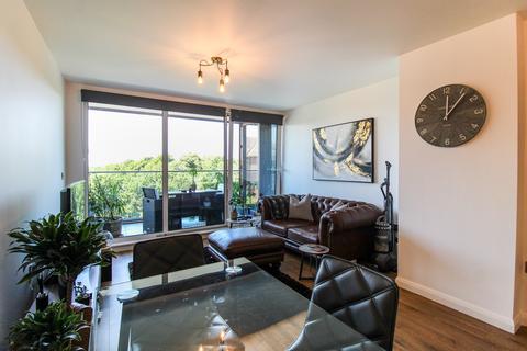 1 bedroom apartment for sale, Grand View, Farnborough, Hampshire, GU14