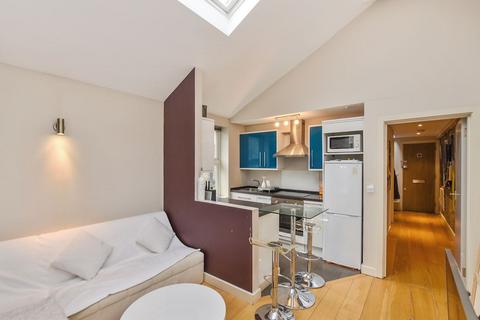 1 bedroom flat to rent, Collingbourne Road, London W12