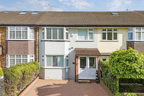 3 bedroom terraced house for sale, Chigwell IG7