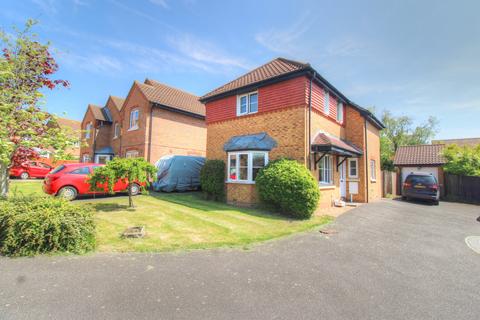 3 bedroom detached house to rent, Stone Cross, Pevensey BN24
