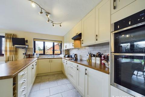 4 bedroom detached house for sale, Chantry Lane, Necton