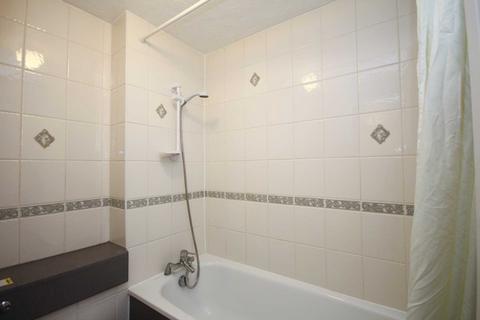 1 bedroom apartment to rent, Aldworth Close, Bracknell RG12