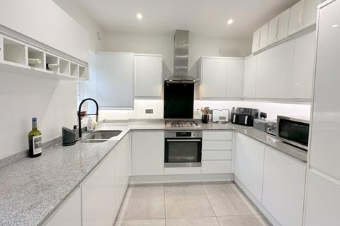 2 bedroom apartment for sale, Portchester Road, Bournemouth, BH8