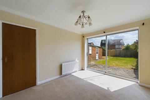 3 bedroom semi-detached house for sale, Underwood Road, Reading, Reading, RG30
