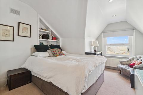 2 bedroom flat for sale, 7b Royal Parade, Dawes Road, London