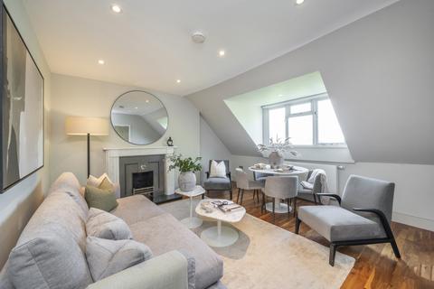 2 bedroom flat for sale, Netherhall Gardens, Hampstead, London