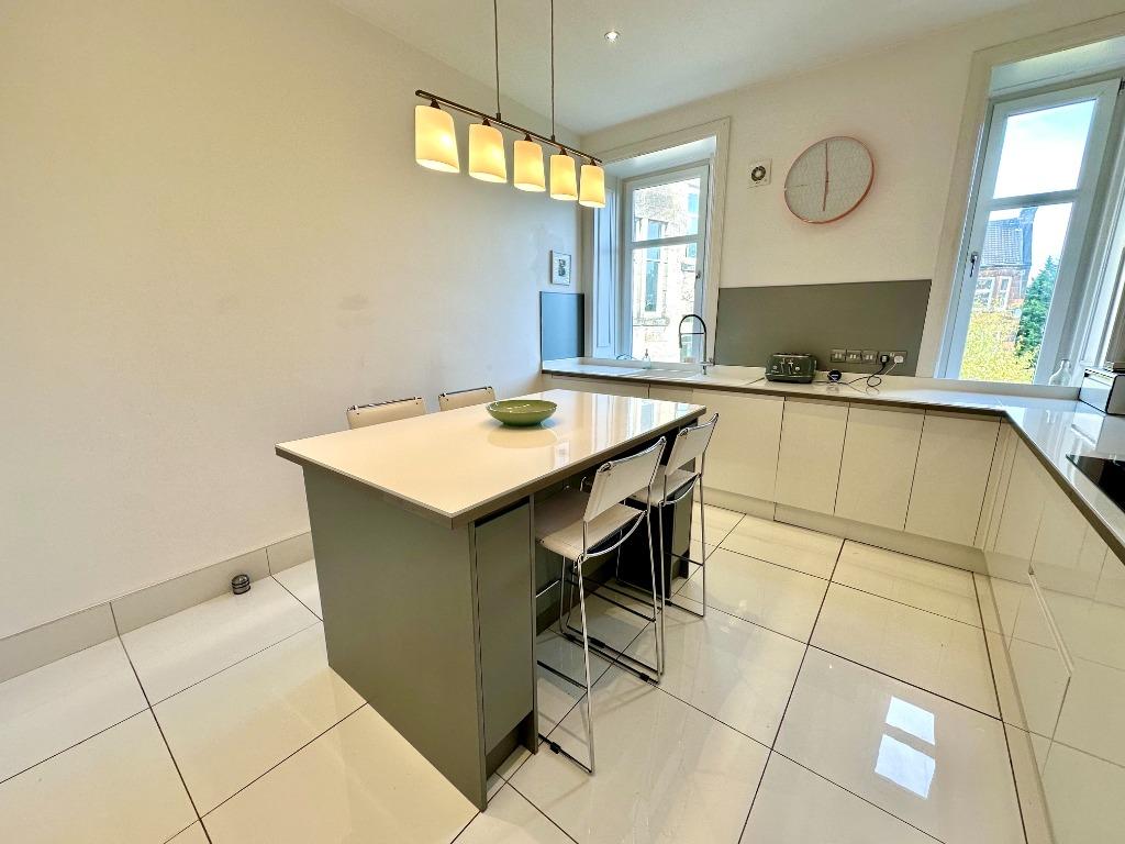 Apartment in Glasgow - View 5