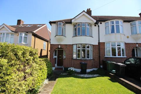 3 bedroom end of terrace house for sale, Vale Road, Worcester Park KT4