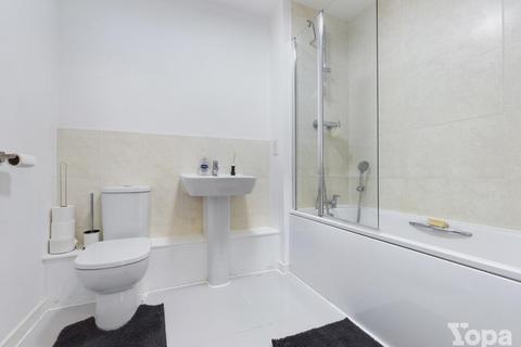 2 bedroom flat to rent, CentralRoad, Dartford DA1