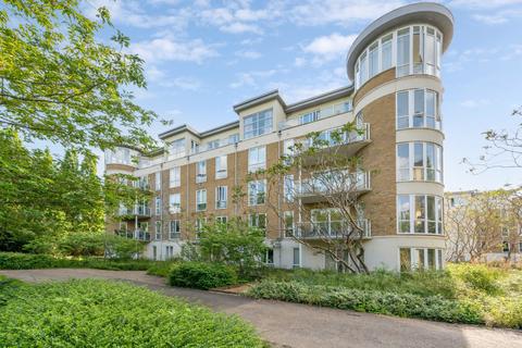 2 bedroom flat for sale, Terrano House, 40 Melliss Avenue, Richmond, Surrey