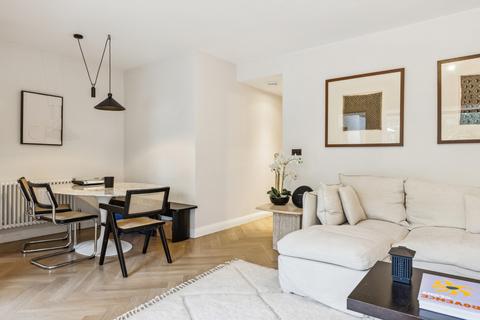 3 bedroom flat for sale, Brondesbury Villas, London, NW6