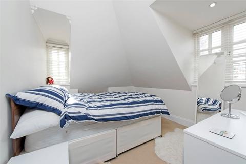 2 bedroom apartment for sale, Keswick Lodge, SW15