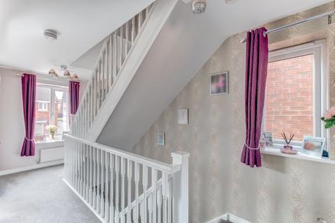 4 bedroom end of terrace house for sale, Bobeche Place, Kingswinford, West Midlands, DY6