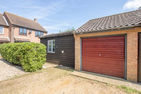 3 bedroom semi-detached house for sale, Balmoral Close, Dersingham