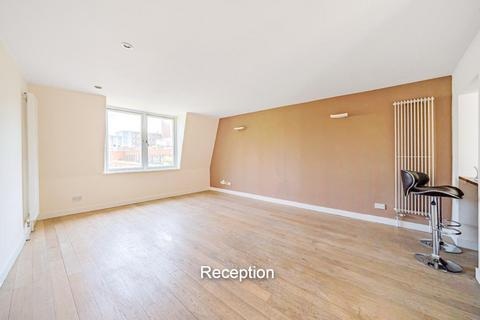 2 bedroom flat for sale, Goswell Road, Clerkenwell