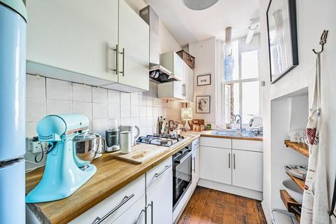 2 bedroom flat for sale, Kings Gardens, West Hampstead