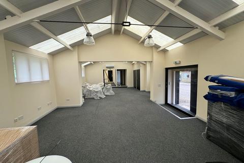 Leisure facility to rent, The Studio, Southlands Lane, Pulborough, RH20 2JU