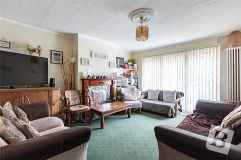 39 Bowes Drive, Ongar, CM5 9AU