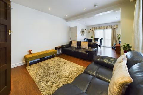 4 bedroom detached house for sale, Coombefield Close, New Malden, KT3