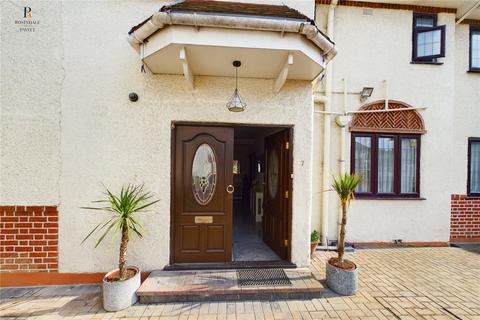 7 Coombefield Close, New Malden, KT3 5QF