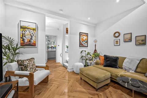 1 bedroom house to rent, York Gate, Regent's Park, London