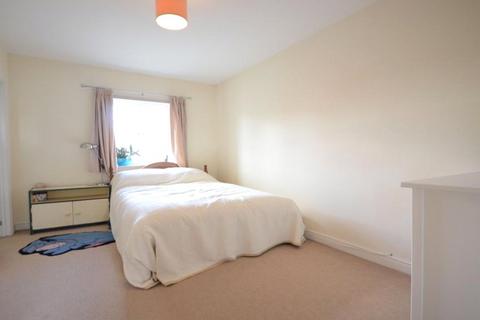 3 bedroom house to rent, St. Swithins Road, Fleet, Hampshire, GU51