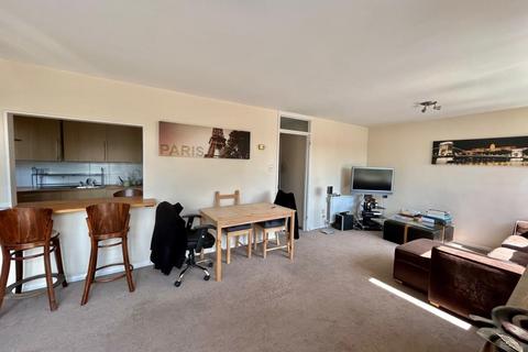 2 bedroom apartment to rent, ST. MARKS ROAD,  HENLEY-ON-THAMES,  RG9