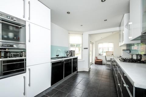 5 bedroom house to rent, Grand Avenue Muswell Hill N10