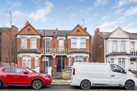 2 bedroom flat for sale, London NW2