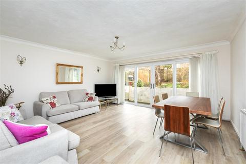 3 bedroom bungalow for sale, Brighton BN1