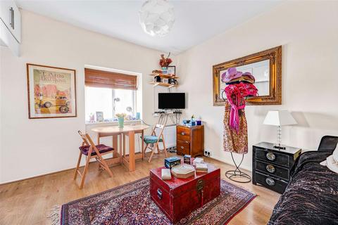 Studio for sale, Colville Gardens, W11