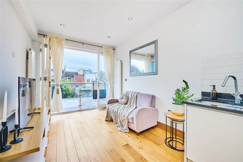 1 bedroom flat for sale, Lillie Road, SW6
