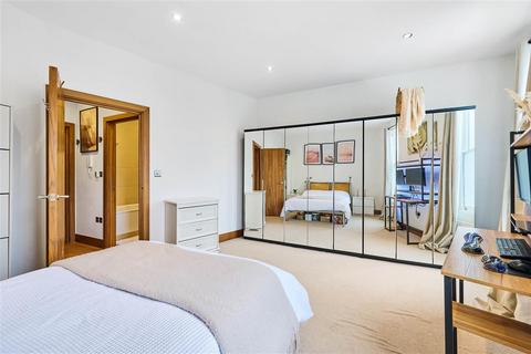 1 bedroom flat for sale, Lillie Road, SW6
