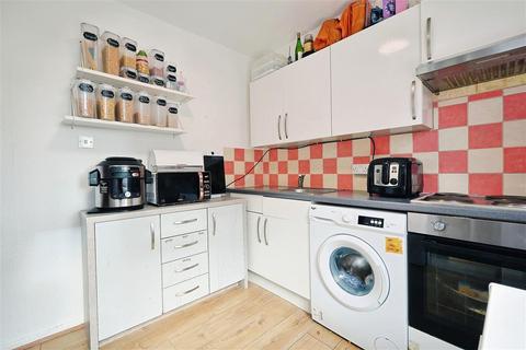 3 bedroom block of apartments for sale, Treverton Street, W10